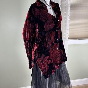 Vintage Velvet Burnout Floral Button-Down – Burgundy/Black – Size M